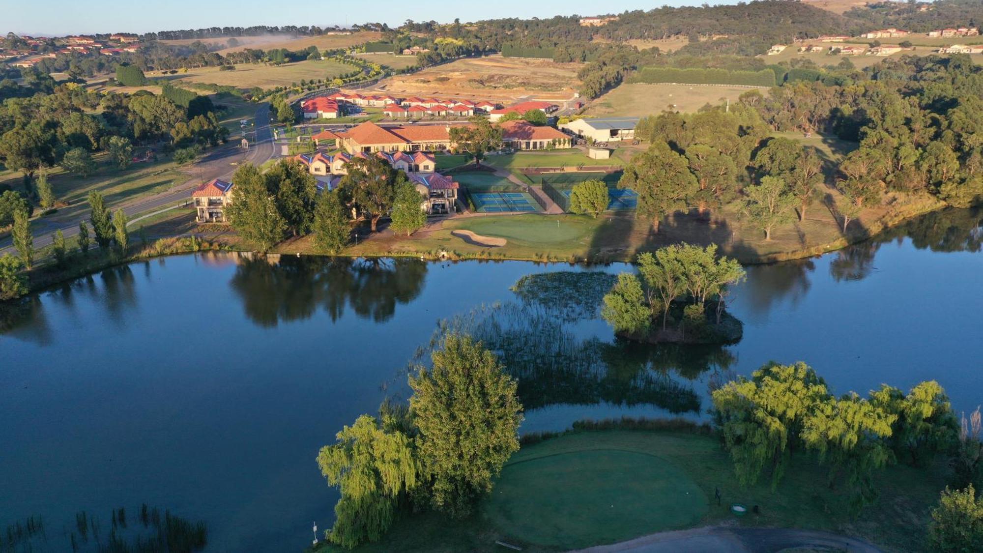 Hidden Valley Resort Wallan Exteriör bild